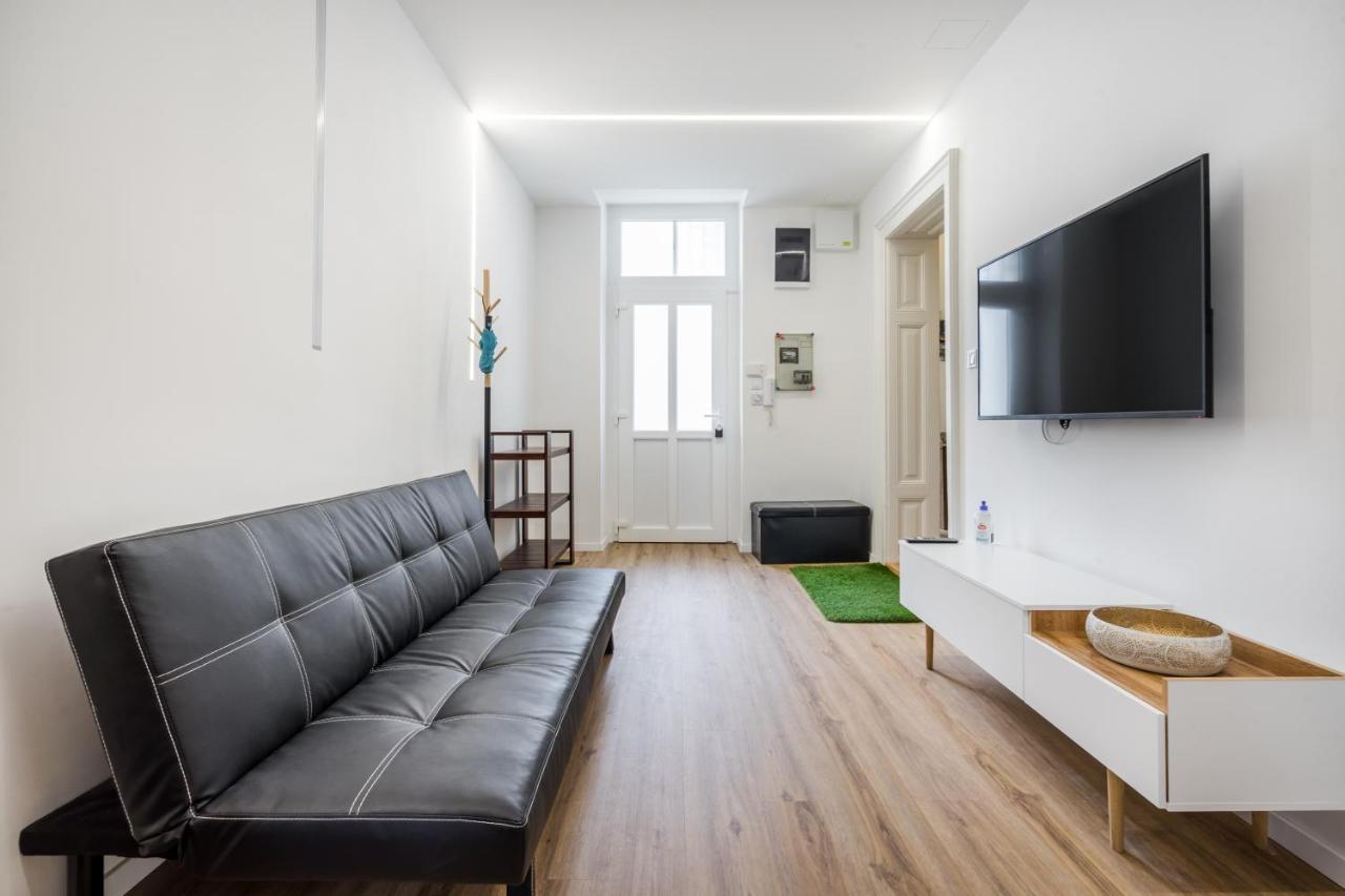 Bpr Stylish Vagabond Apartment With Ac บูดาเปสต์ ภายนอก รูปภาพ